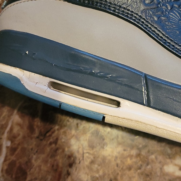 Jordan Two Sneakers (unisex) - Picture 6 of 6